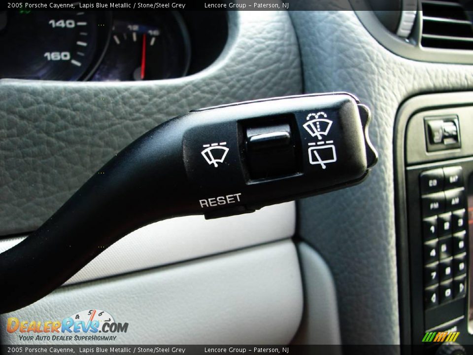 2005 Porsche Cayenne Lapis Blue Metallic / Stone/Steel Grey Photo #28