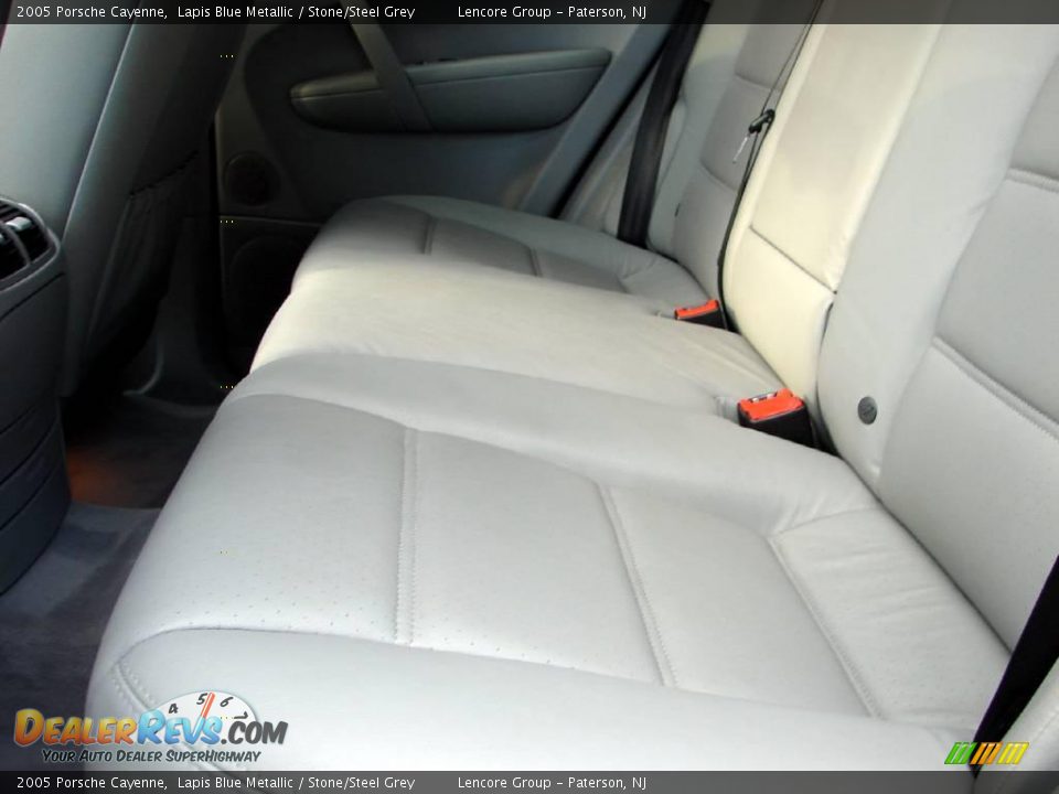2005 Porsche Cayenne Lapis Blue Metallic / Stone/Steel Grey Photo #34