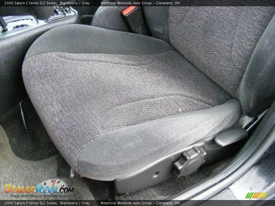 2000 Saturn S Series SL2 Sedan Blackberry / Gray Photo #10