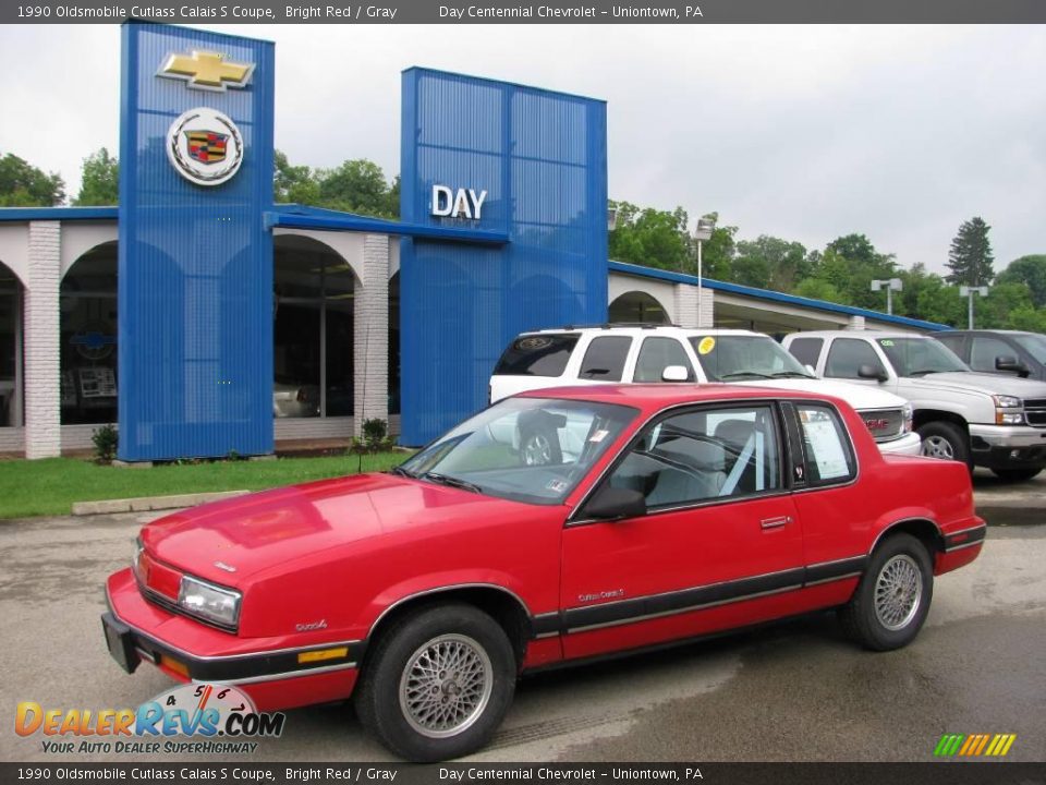 1990 Oldsmobile Cutlass Calais S Coupe Bright Red / Gray Photo #1