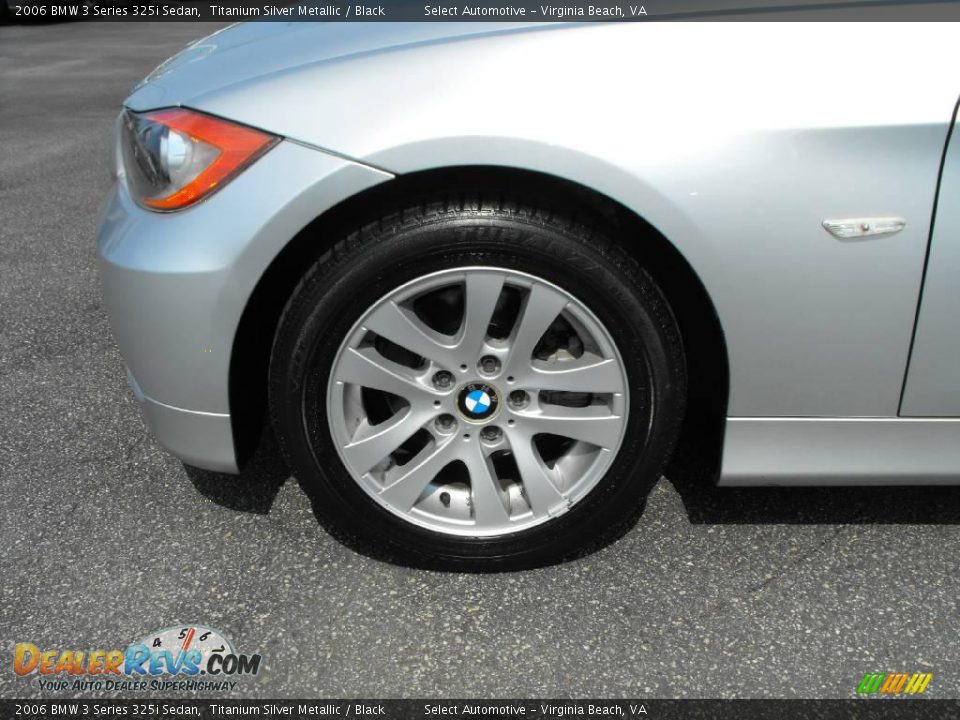 2006 BMW 3 Series 325i Sedan Titanium Silver Metallic / Black Photo #15