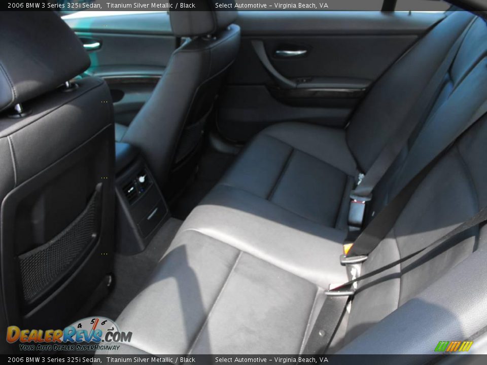 2006 BMW 3 Series 325i Sedan Titanium Silver Metallic / Black Photo #21