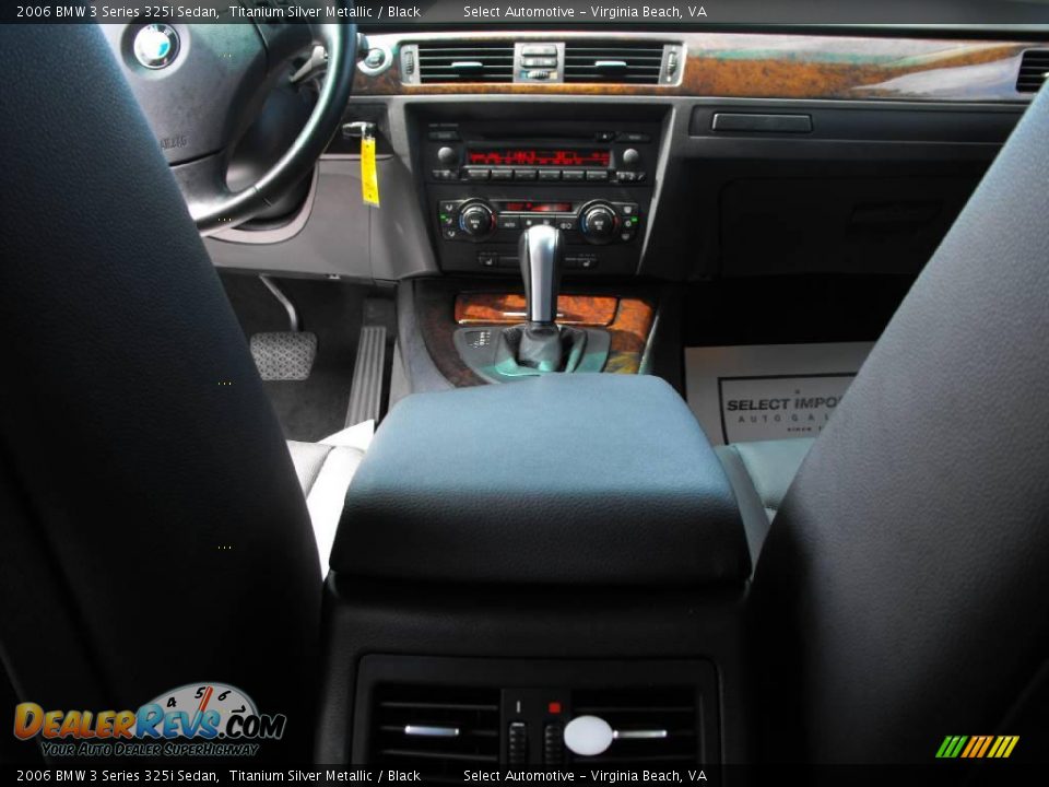 2006 BMW 3 Series 325i Sedan Titanium Silver Metallic / Black Photo #22