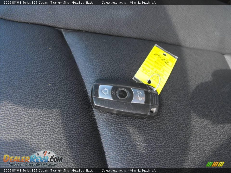 2006 BMW 3 Series 325i Sedan Titanium Silver Metallic / Black Photo #29