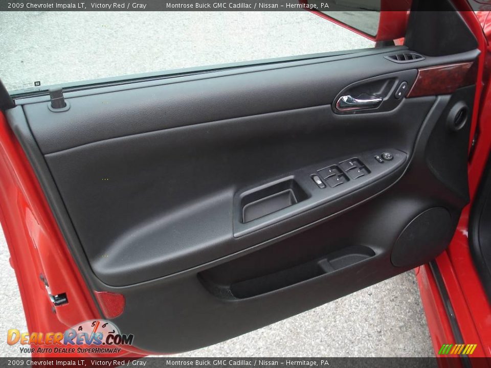 2009 Chevrolet Impala LT Victory Red / Gray Photo #8