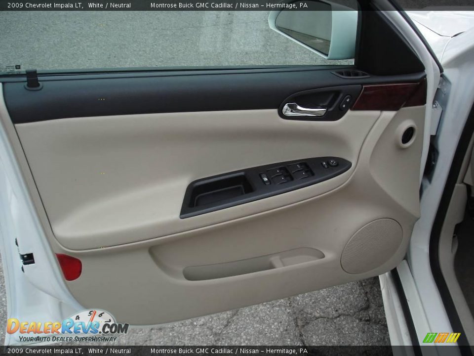 2009 Chevrolet Impala LT White / Neutral Photo #8