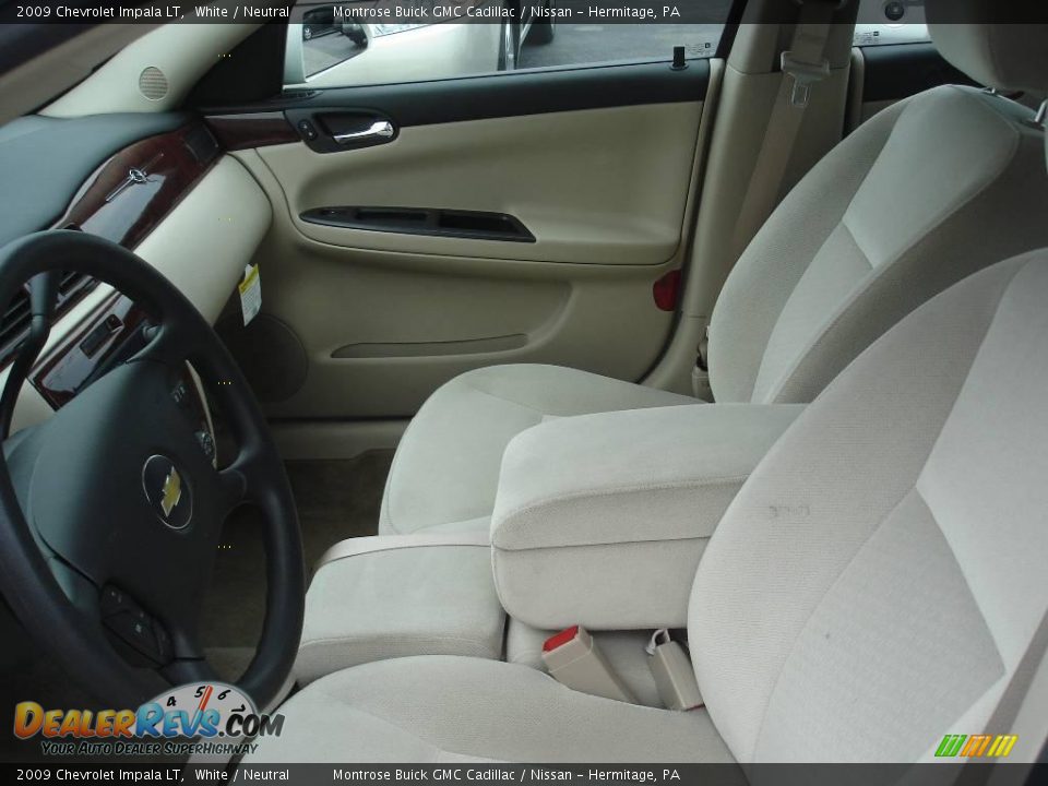 2009 Chevrolet Impala LT White / Neutral Photo #10