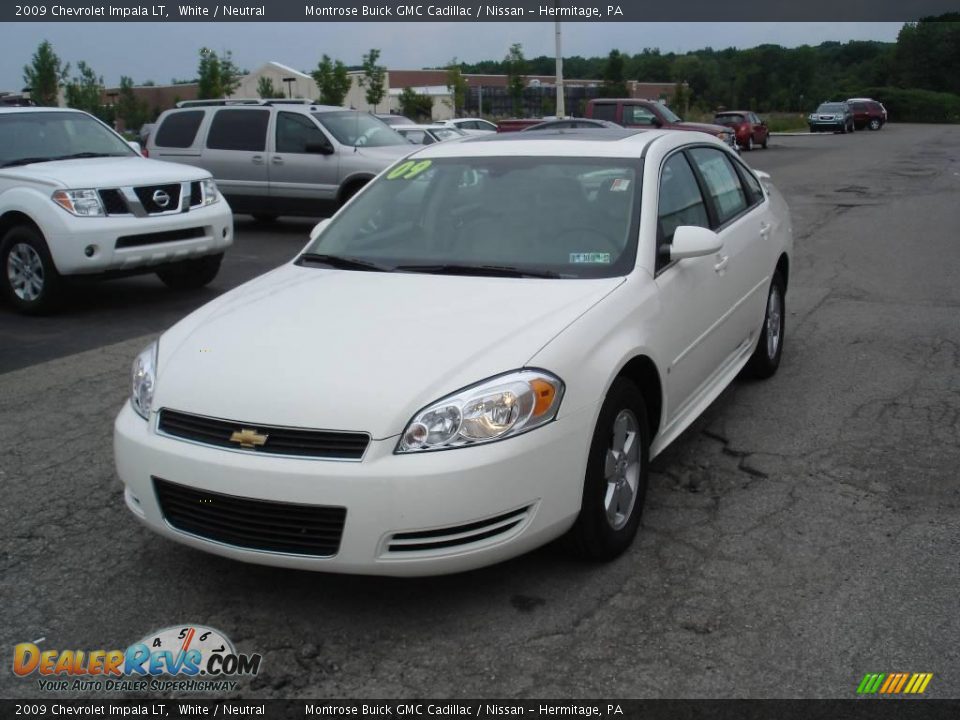 2009 Chevrolet Impala LT White / Neutral Photo #19