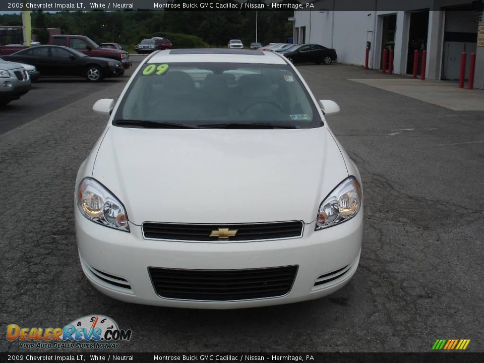 2009 Chevrolet Impala LT White / Neutral Photo #20