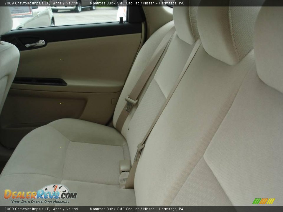2009 Chevrolet Impala LT White / Neutral Photo #25