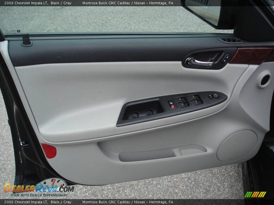 2009 Chevrolet Impala LT Black / Gray Photo #8