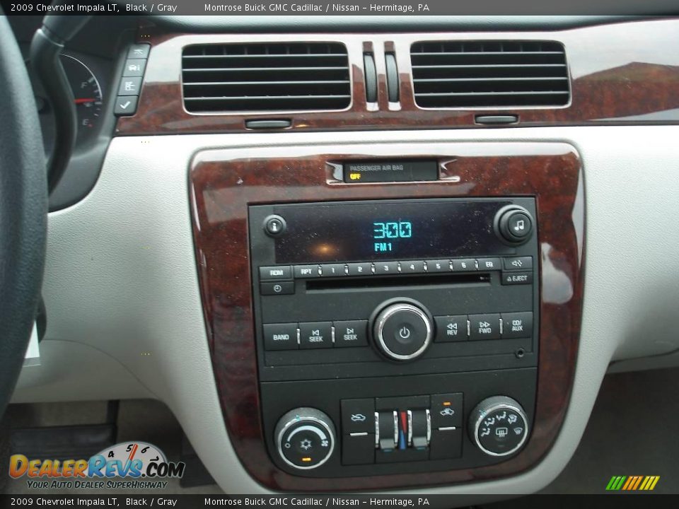 2009 Chevrolet Impala LT Black / Gray Photo #28