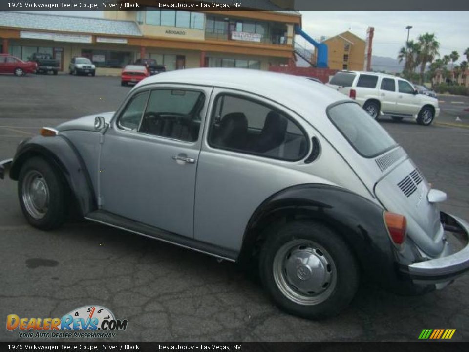 1976 Volkswagen Beetle Coupe Silver / Black Photo #2