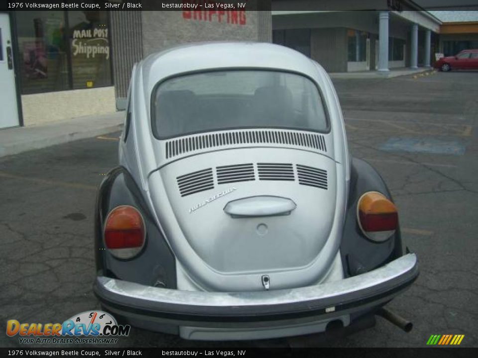 1976 Volkswagen Beetle Coupe Silver / Black Photo #8
