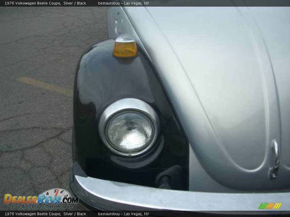 1976 Volkswagen Beetle Coupe Silver / Black Photo #16