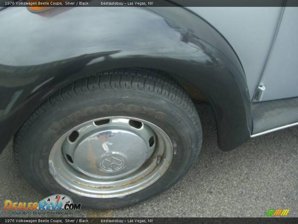 1976 Volkswagen Beetle Coupe Silver / Black Photo #20