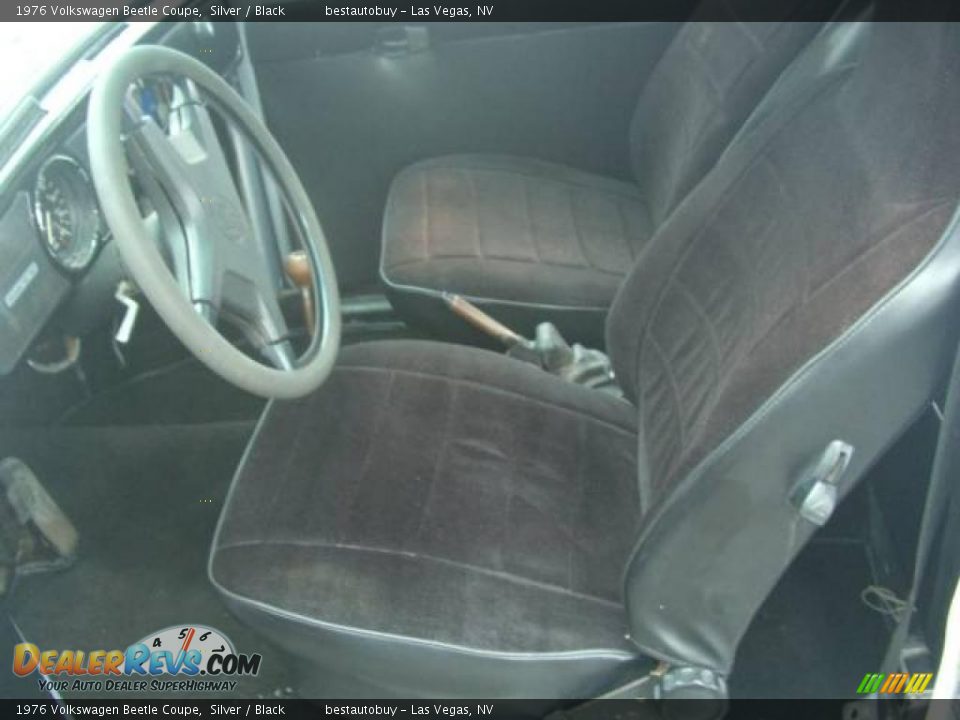 1976 Volkswagen Beetle Coupe Silver / Black Photo #26