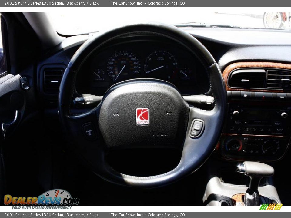 2001 Saturn L Series L300 Sedan Blackberry / Black Photo #8
