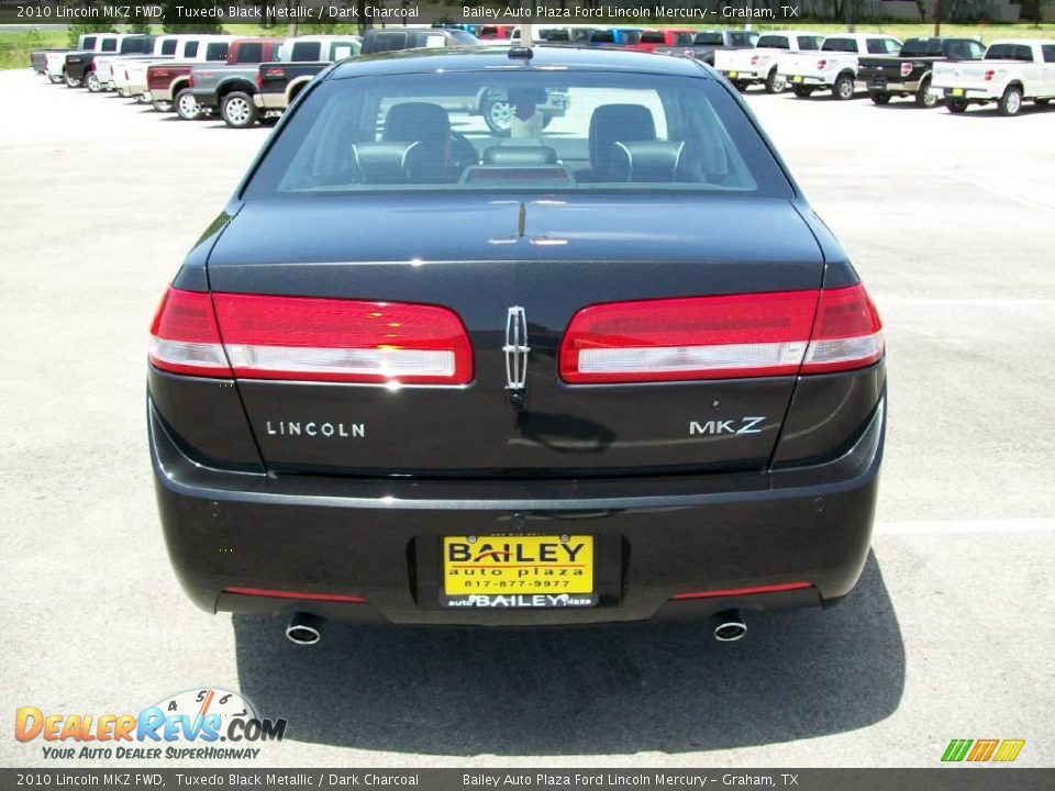 2010 Lincoln MKZ FWD Tuxedo Black Metallic / Dark Charcoal Photo #6