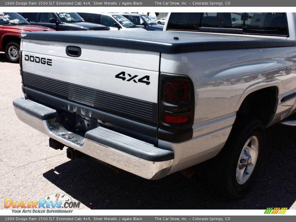 1999 Dodge Ram 1500 SLT Extended Cab 4x4 Silver Metallic / Agate Black Photo #17