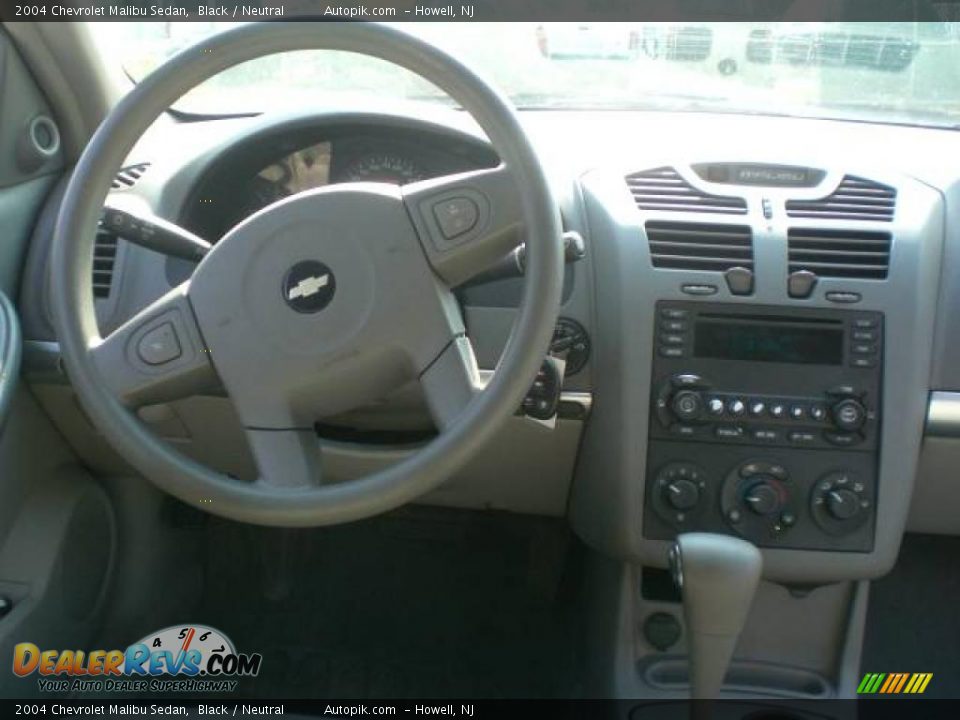2004 Chevrolet Malibu Sedan Black / Neutral Photo #13
