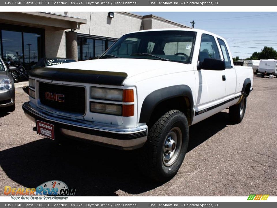 1997 GMC Sierra 2500 SLE Extended Cab 4x4 Olympic White / Dark Charcoal Photo #16