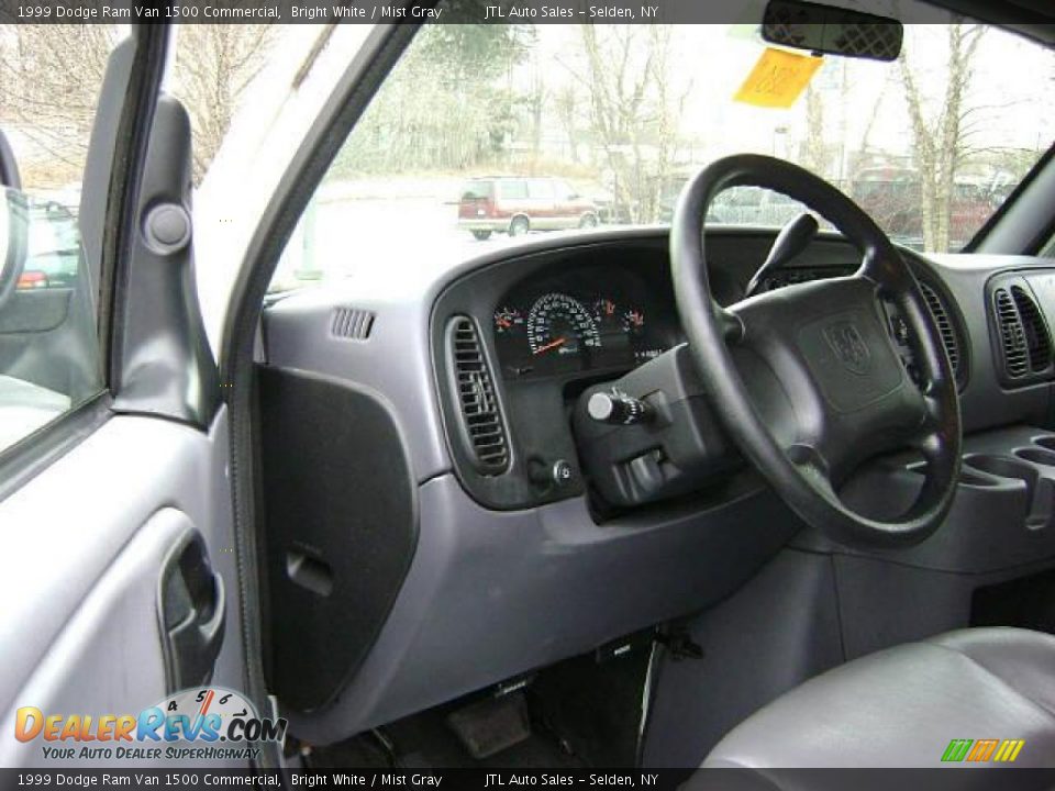 1999 Dodge Ram Van 1500 Commercial Bright White / Mist Gray Photo #4