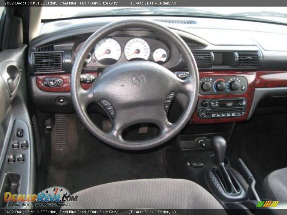 2002 Dodge Stratus SE Sedan Steel Blue Pearl / Dark Slate Gray Photo #5
