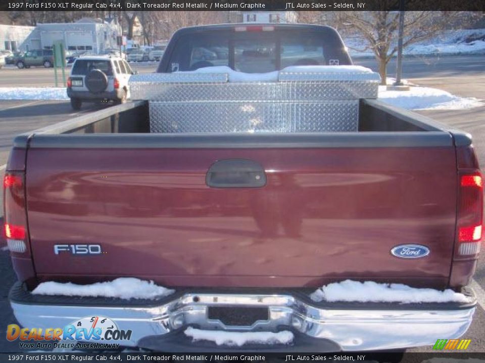 1997 Ford F150 XLT Regular Cab 4x4 Dark Toreador Red Metallic / Medium Graphite Photo #5