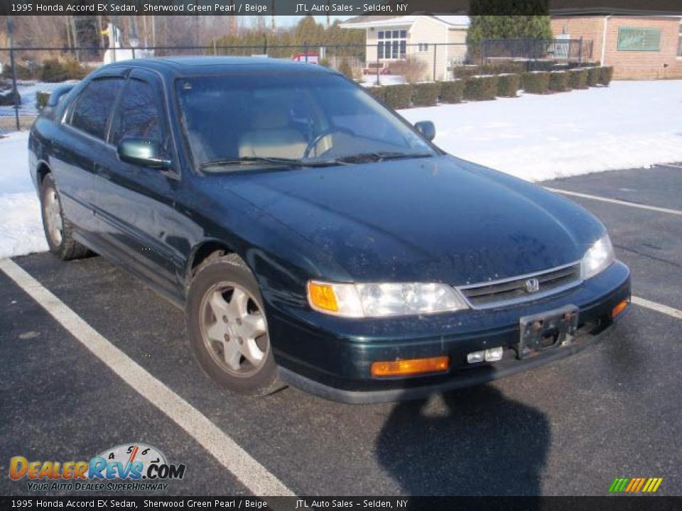 1995 Honda Accord EX Sedan Sherwood Green Pearl / Beige Photo #3