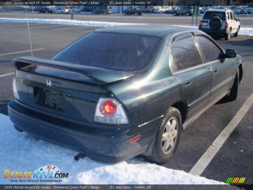 1995 Honda Accord EX Sedan Sherwood Green Pearl / Beige Photo #4