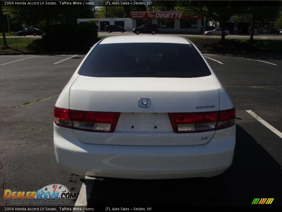 2004 Honda Accord LX Sedan Taffeta White / Ivory Photo #4