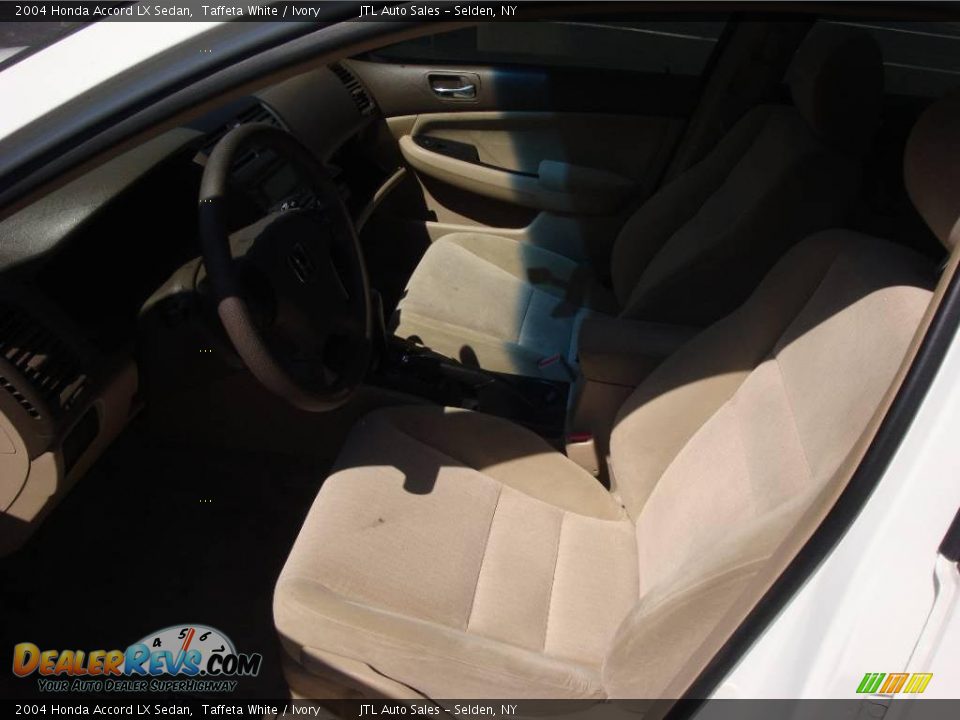 2004 Honda Accord LX Sedan Taffeta White / Ivory Photo #5