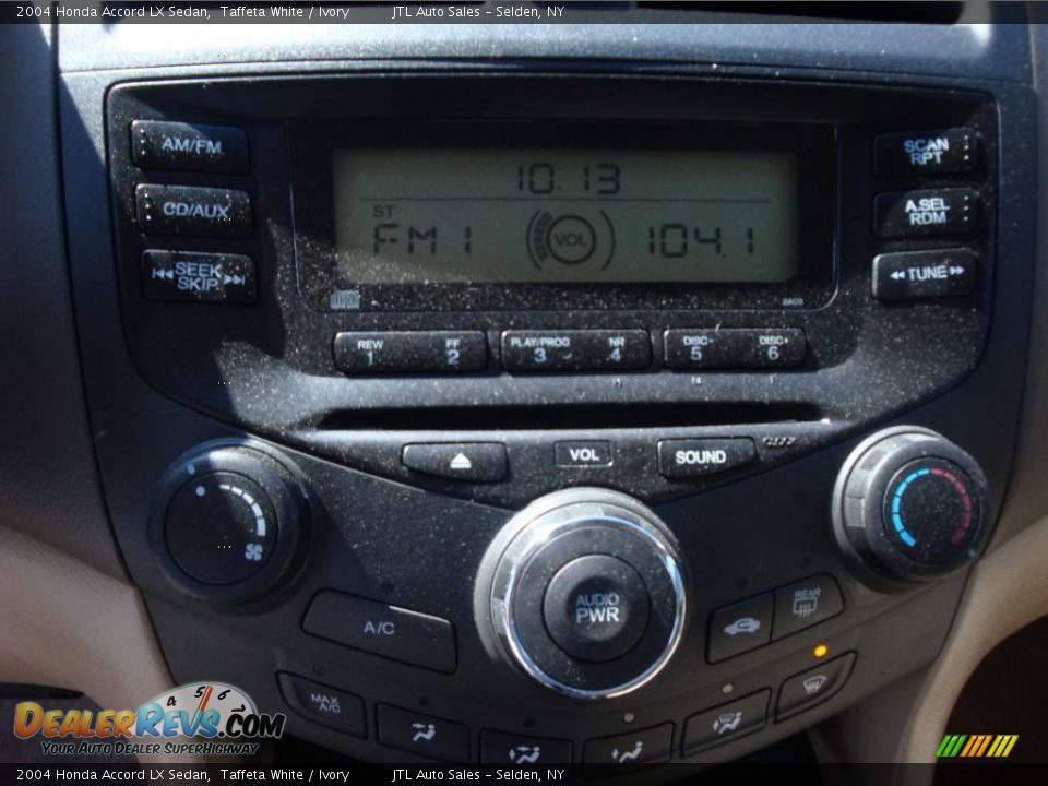 2004 Honda Accord LX Sedan Taffeta White / Ivory Photo #8