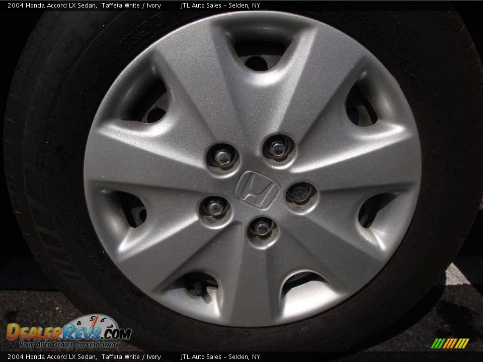 2004 Honda Accord LX Sedan Taffeta White / Ivory Photo #9
