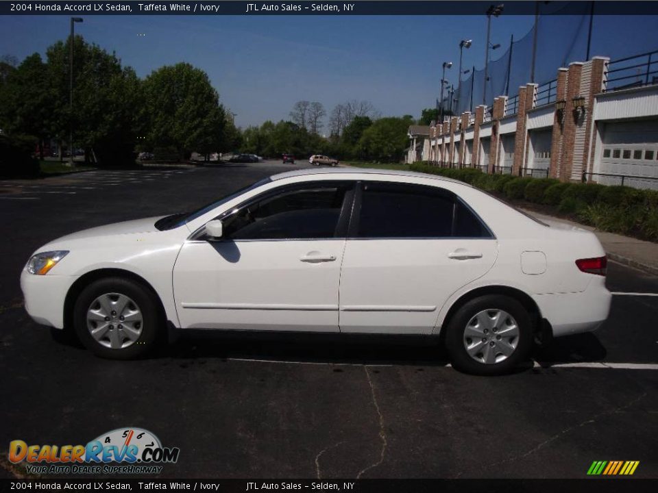 2004 Honda Accord LX Sedan Taffeta White / Ivory Photo #10