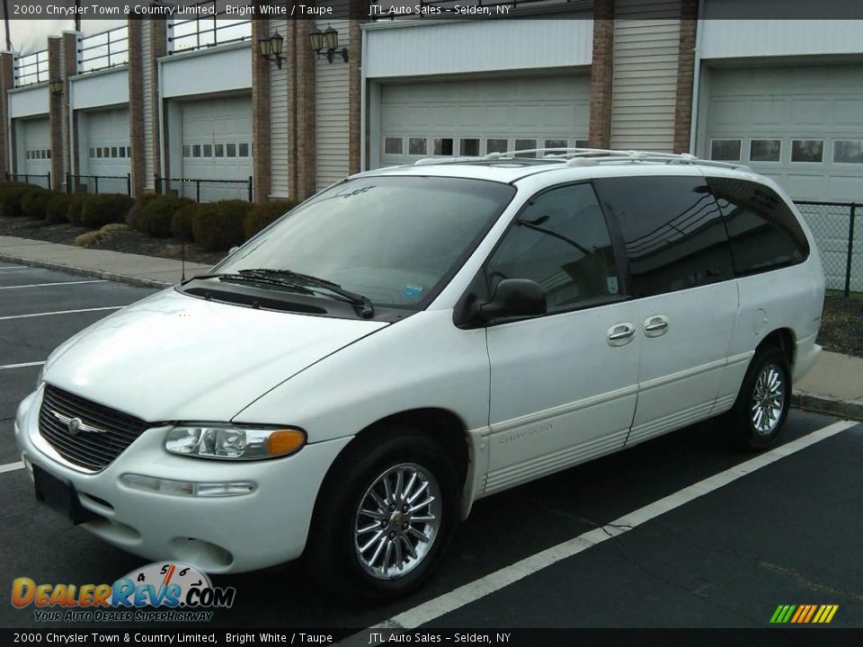 2000 Chrysler Town & Country Limited Bright White / Taupe Photo #1