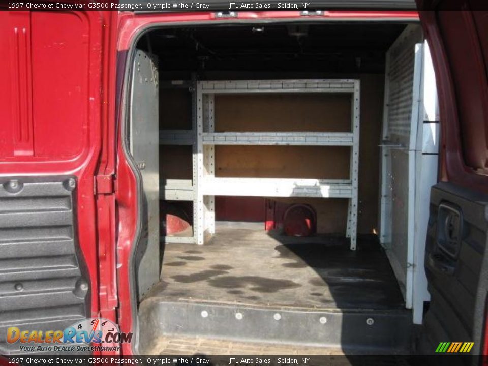 1997 Chevrolet Chevy Van G3500 Passenger Olympic White / Gray Photo #8