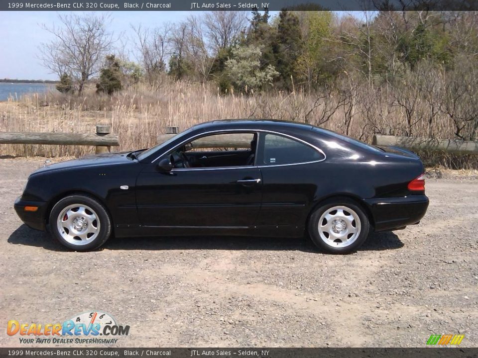 1999 Mercedes-Benz CLK 320 Coupe Black / Charcoal Photo #10