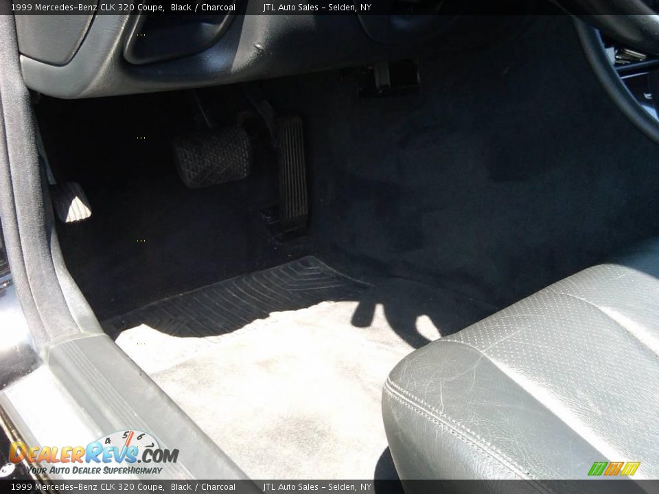 1999 Mercedes-Benz CLK 320 Coupe Black / Charcoal Photo #15