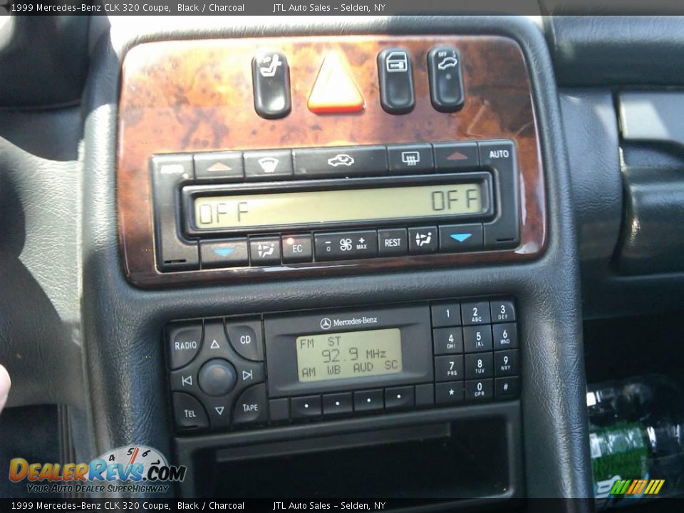 1999 Mercedes-Benz CLK 320 Coupe Black / Charcoal Photo #18