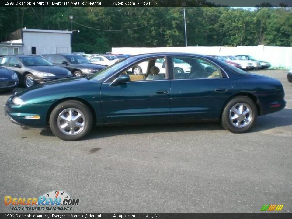 1999 Oldsmobile Aurora Evergreen Metallic / Neutral Photo #4