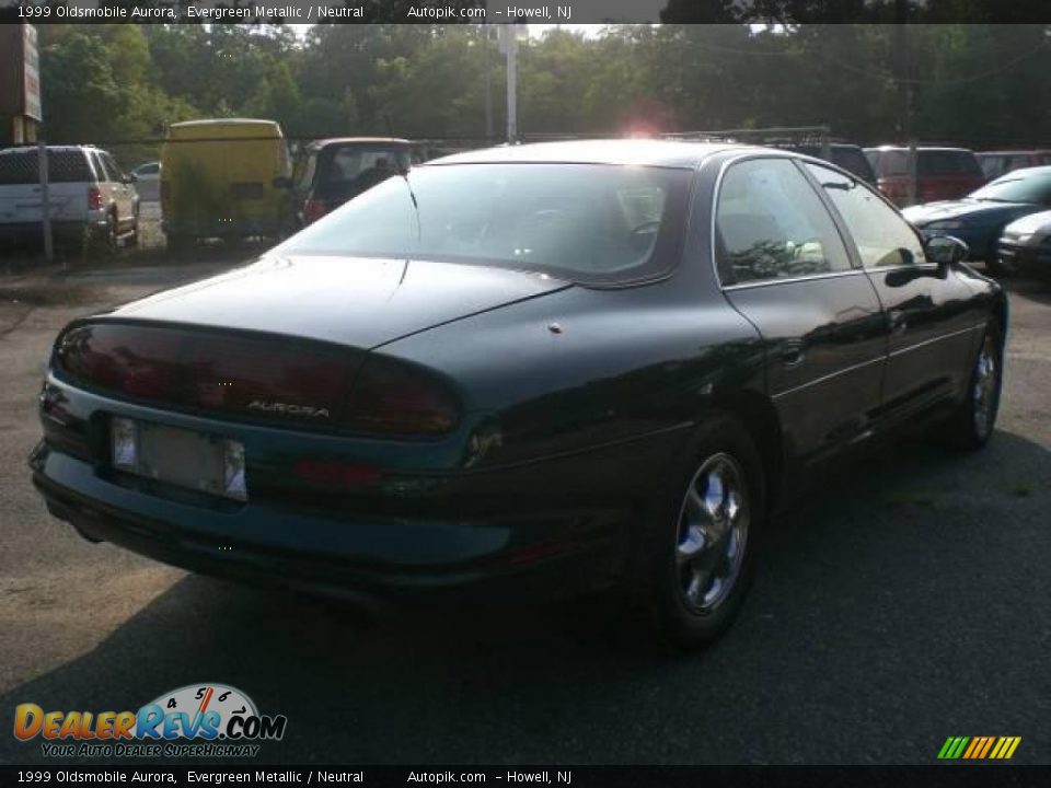 1999 Oldsmobile Aurora Evergreen Metallic / Neutral Photo #7