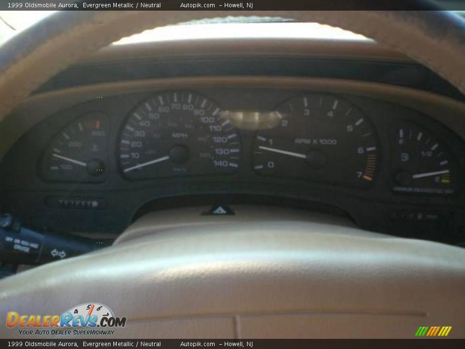 1999 Oldsmobile Aurora Evergreen Metallic / Neutral Photo #14