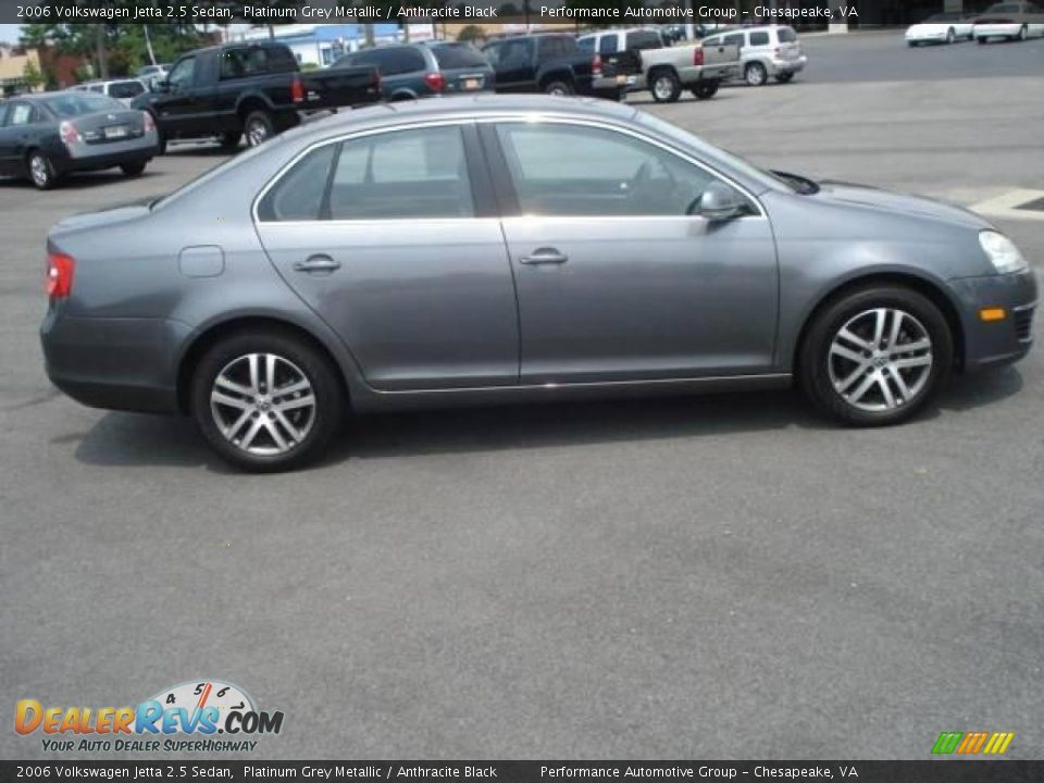 2006 Volkswagen Jetta 2.5 Sedan Platinum Grey Metallic / Anthracite Black Photo #6