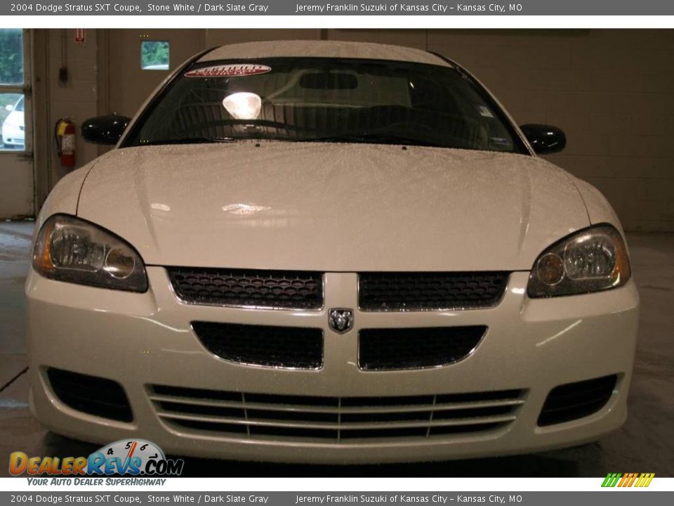 2004 Dodge Stratus SXT Coupe Stone White / Dark Slate Gray Photo #1
