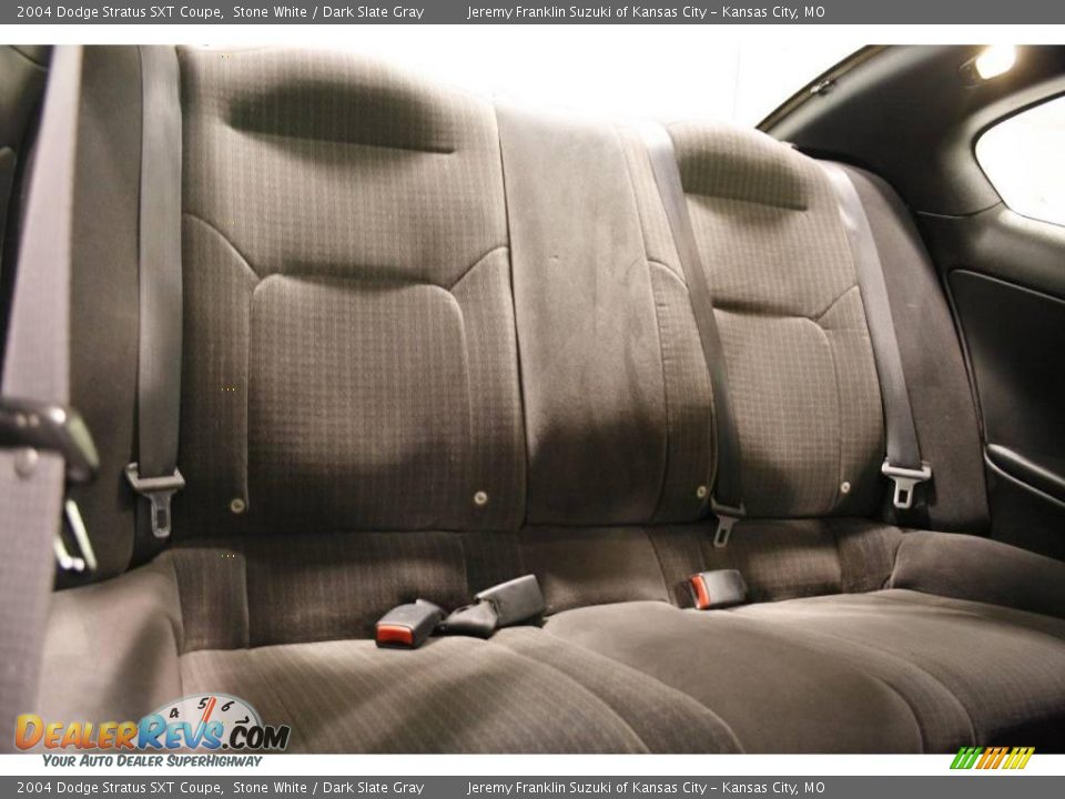 2004 Dodge Stratus SXT Coupe Stone White / Dark Slate Gray Photo #10