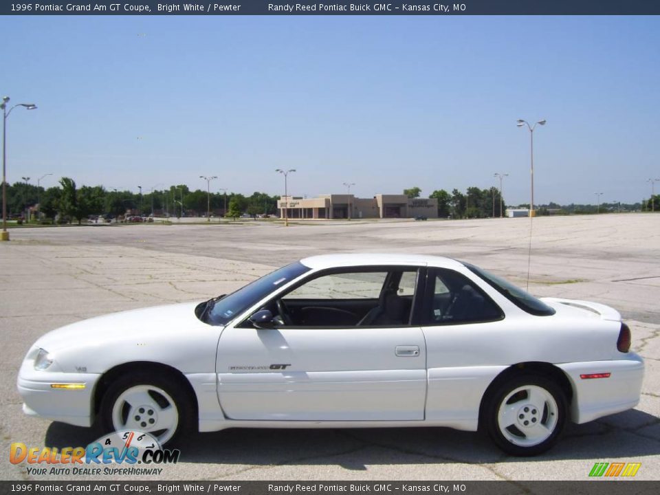 1996 Pontiac Grand Am GT Coupe Bright White / Pewter Photo #5