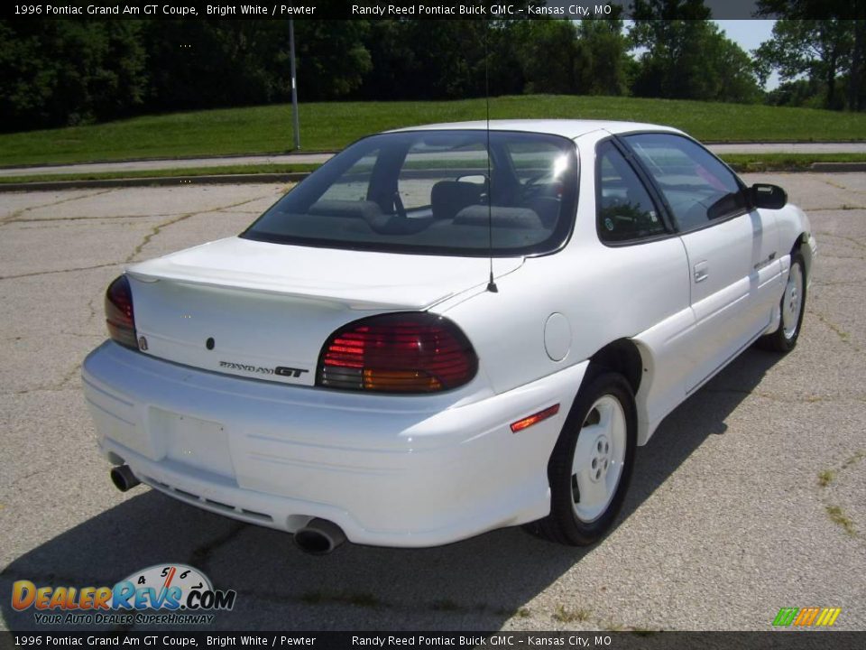 1996 Pontiac Grand Am GT Coupe Bright White / Pewter Photo #8