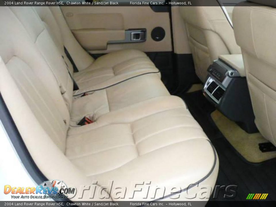 2004 Land Rover Range Rover HSE Chawton White / Sand/Jet Black Photo #17